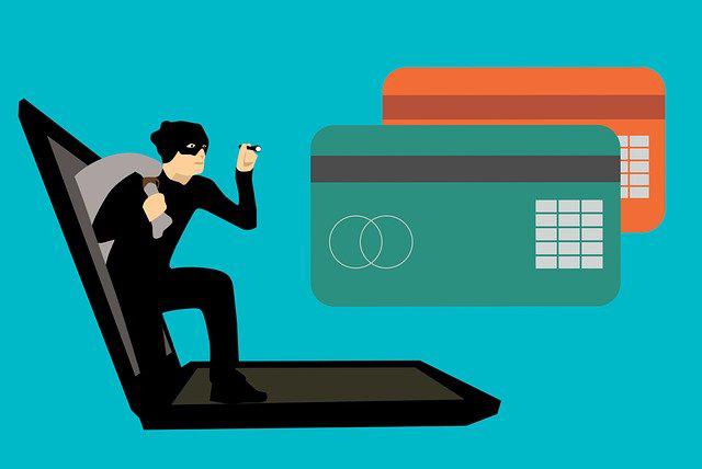 Robar tarjeta bancaria online